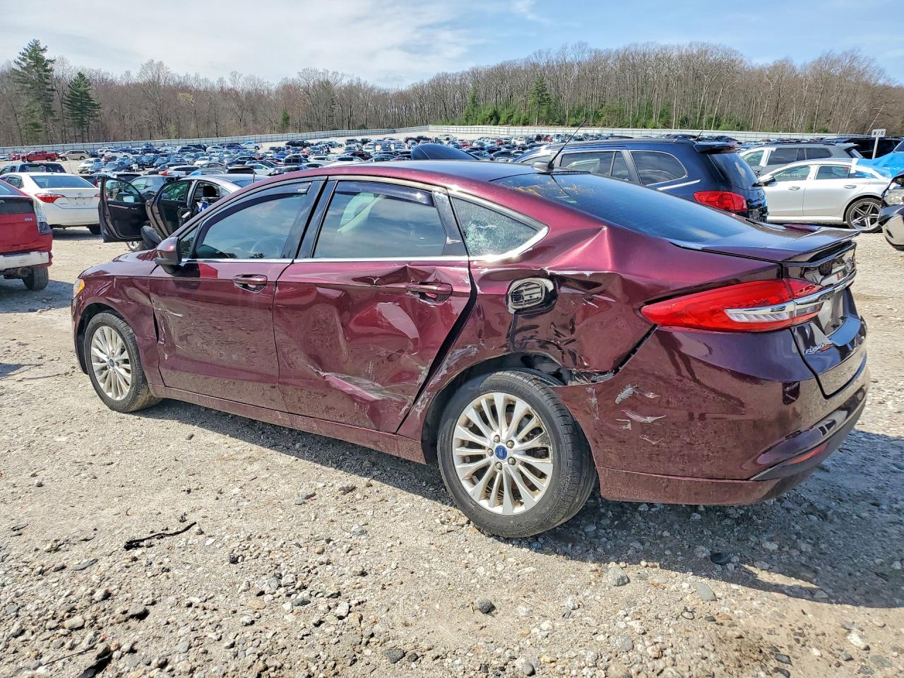 2017 FORD FUSION S photo 4
