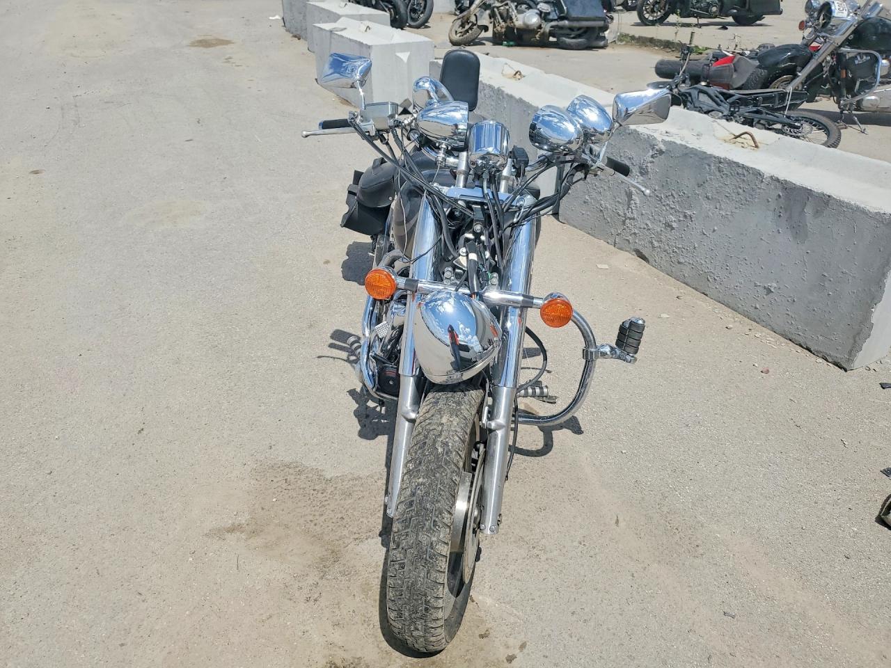 2006 HONDA VT1100 C2 photo 3