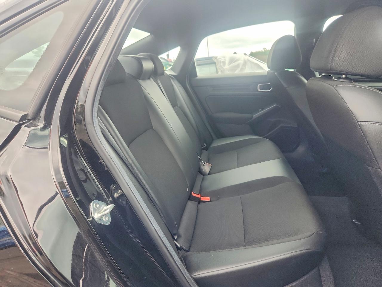 2024 HONDA CIVIC SPORT photo 19