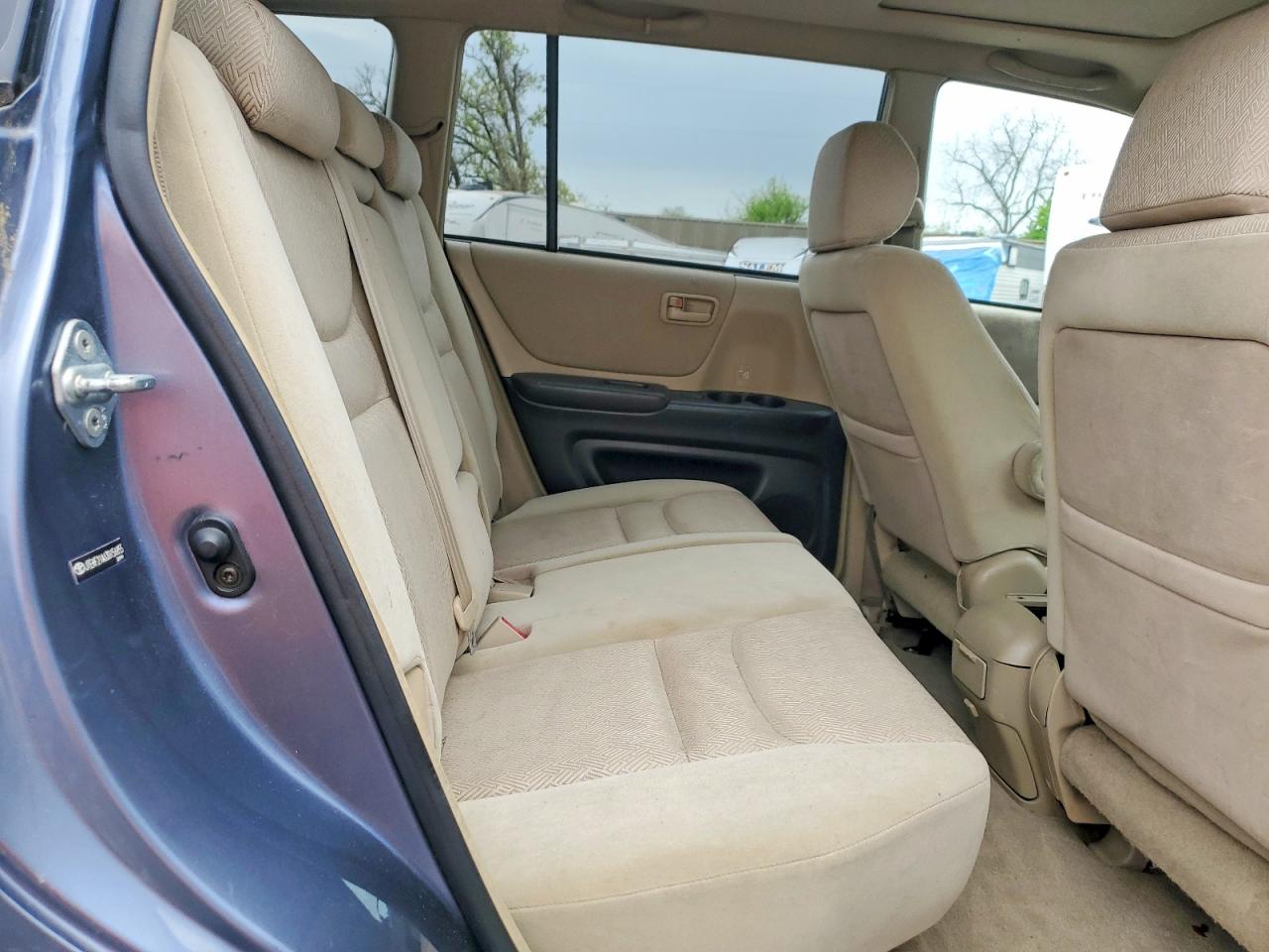2003 TOYOTA HIGHLANDER LIMITED photo 21