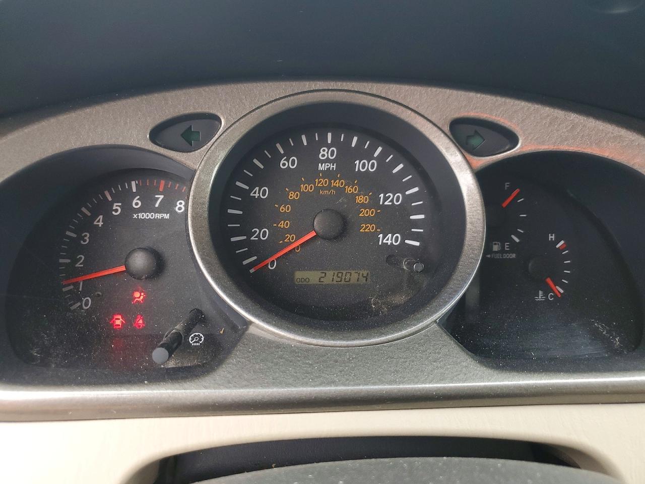 2003 TOYOTA HIGHLANDER LIMITED photo 17