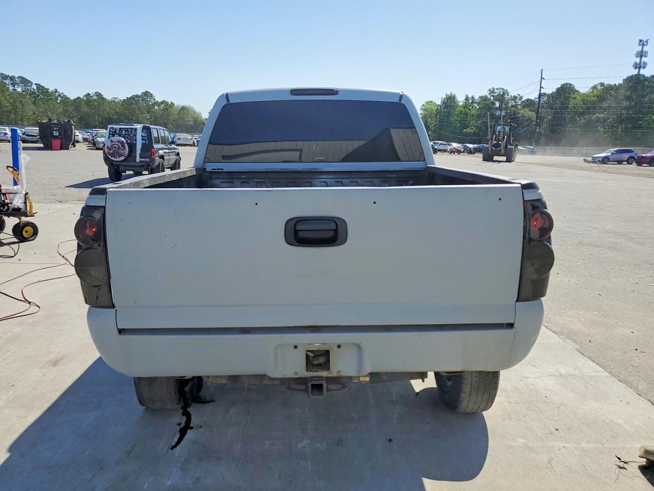 2006 GMC NEW SIERRA K1500 photo 11
