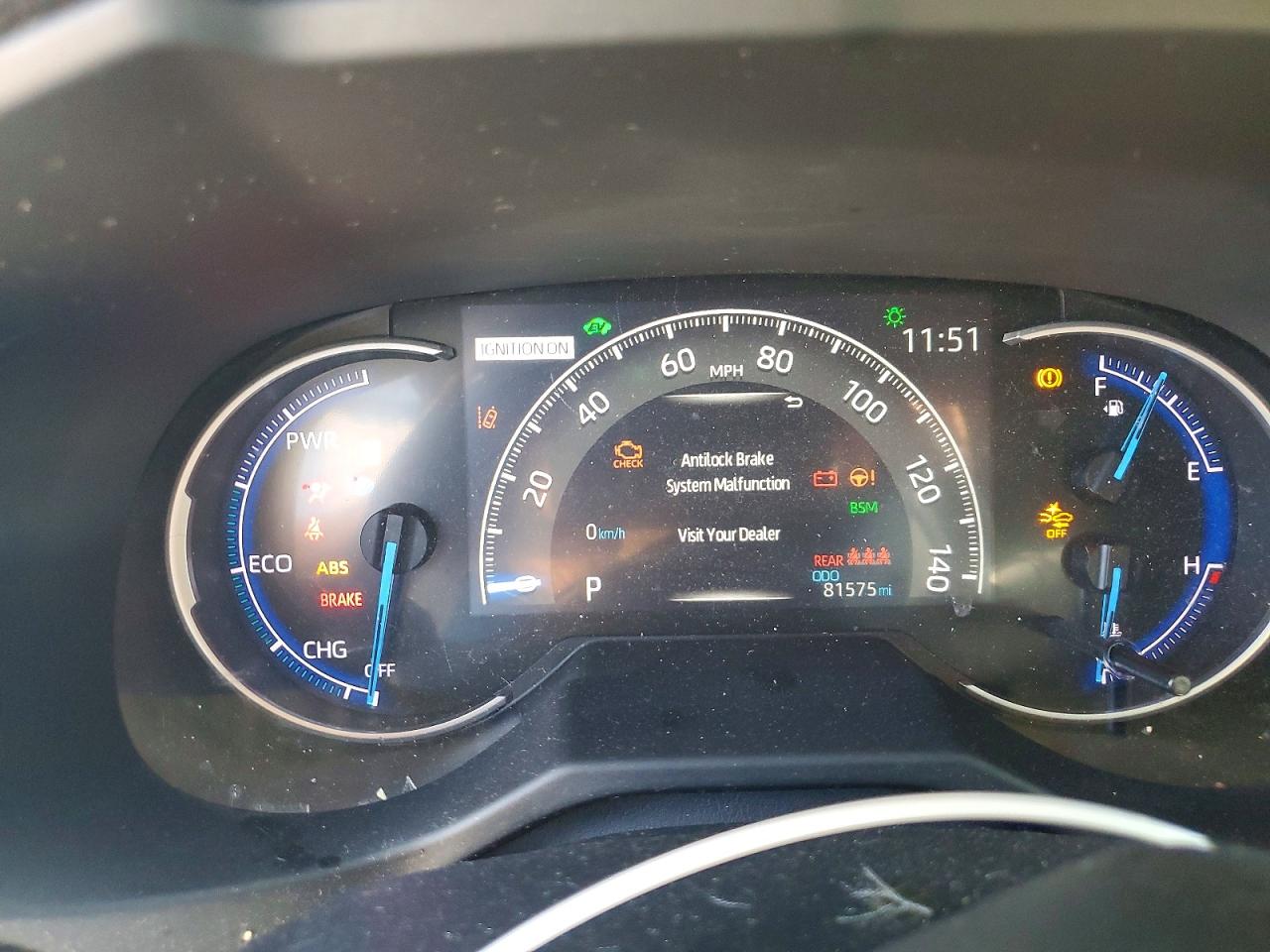2021 TOYOTA RAV4 XSE photo 17