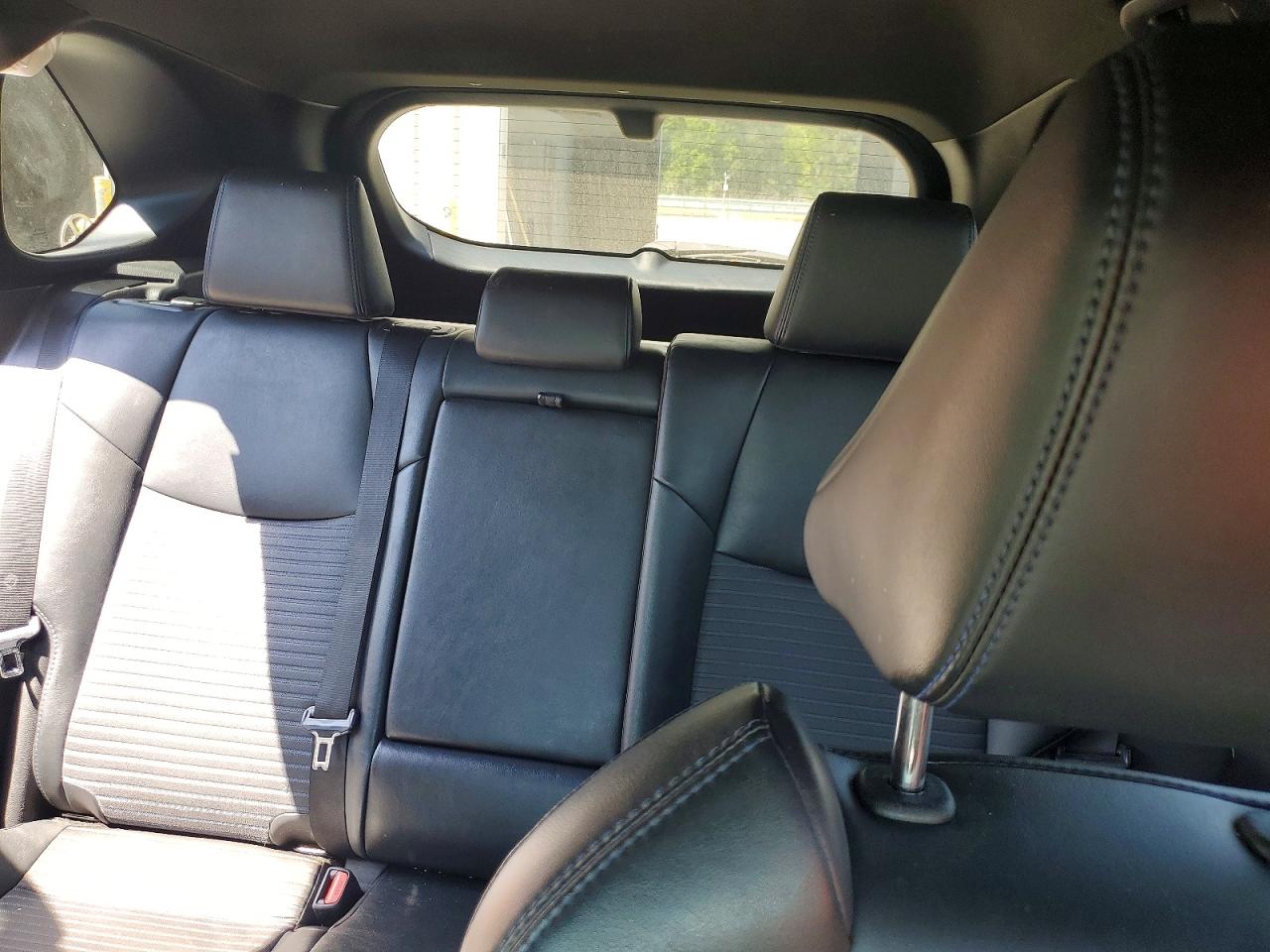 2021 TOYOTA RAV4 XSE photo 19
