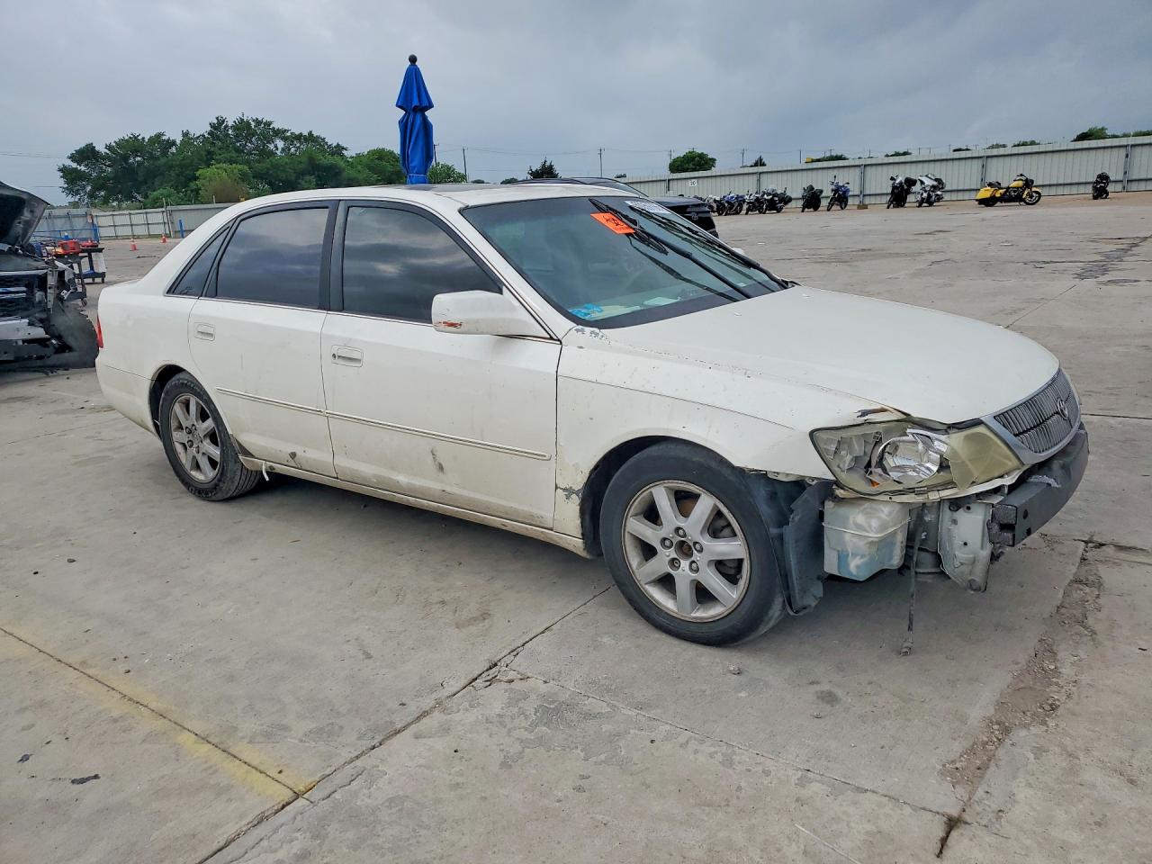 2002 TOYOTA AVALON XLS photo 7