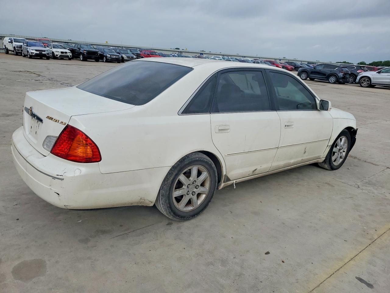 2002 TOYOTA AVALON XLS photo 5
