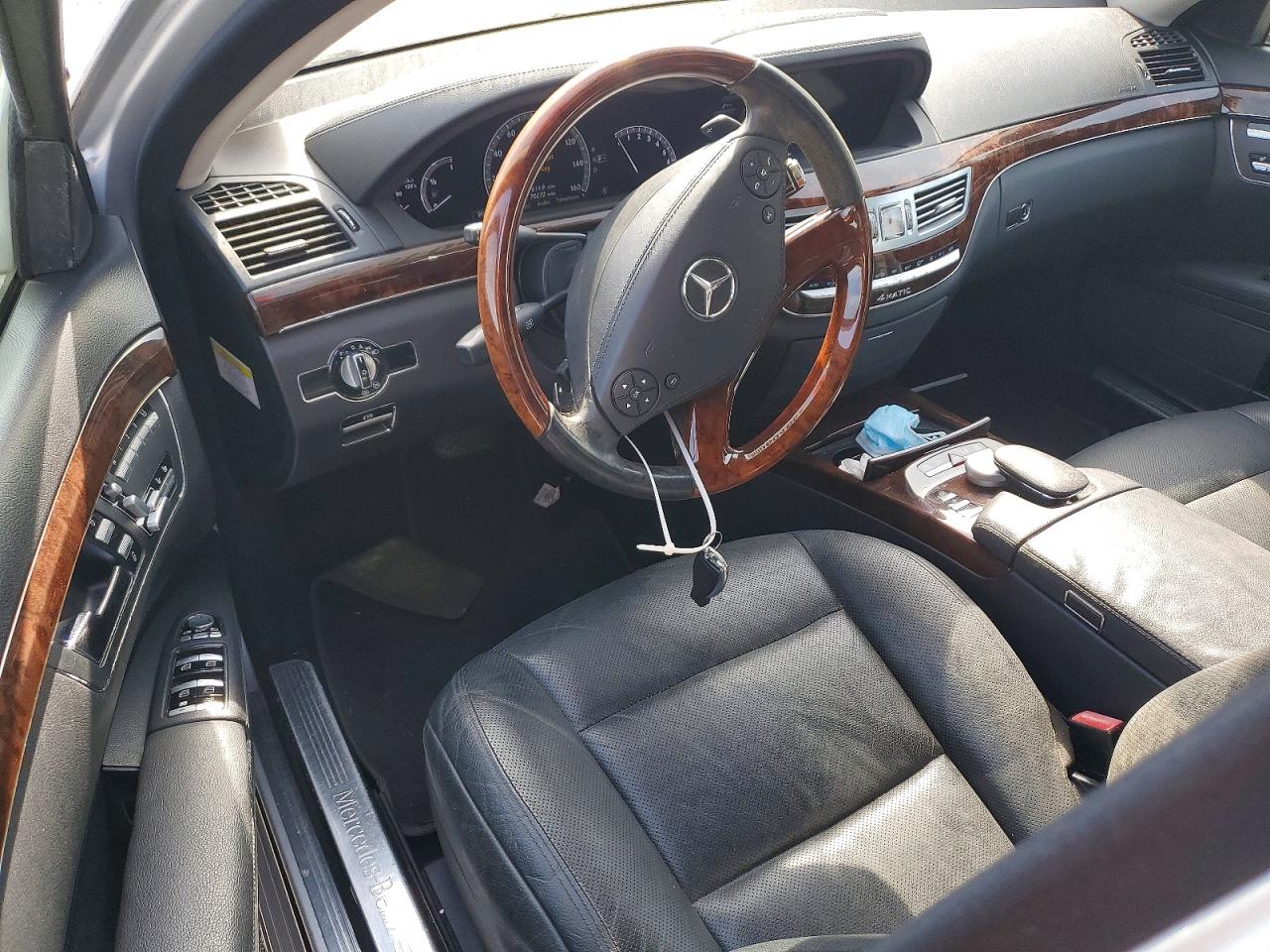 2010 MERCEDES-BENZ S 550 4MATIC photo 15