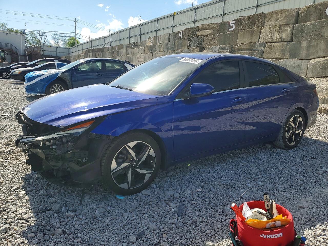 2022 HYUNDAI ELANTRA