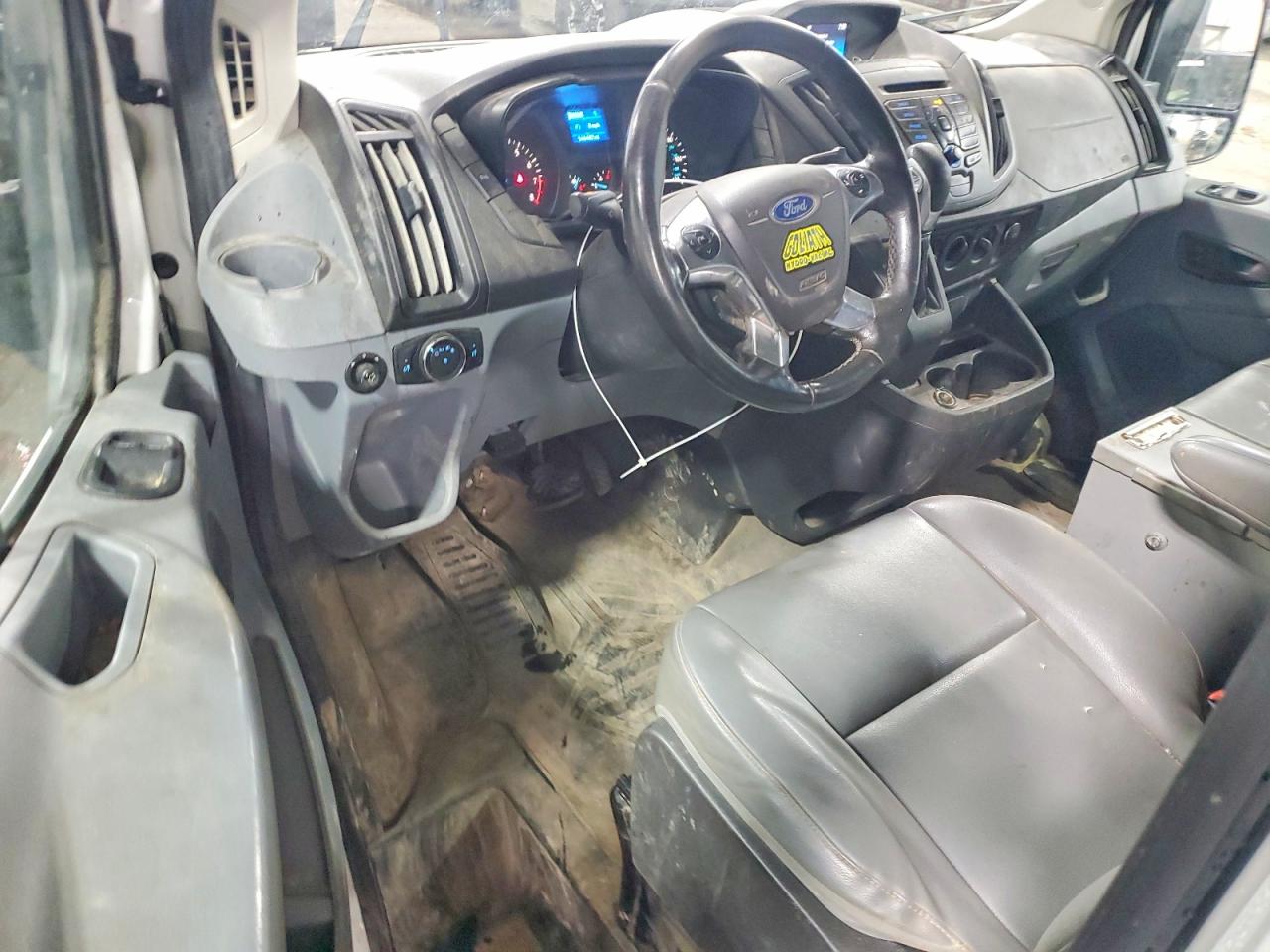 2017 FORD TRANSIT T-250 DELIVERY VAN photo 15