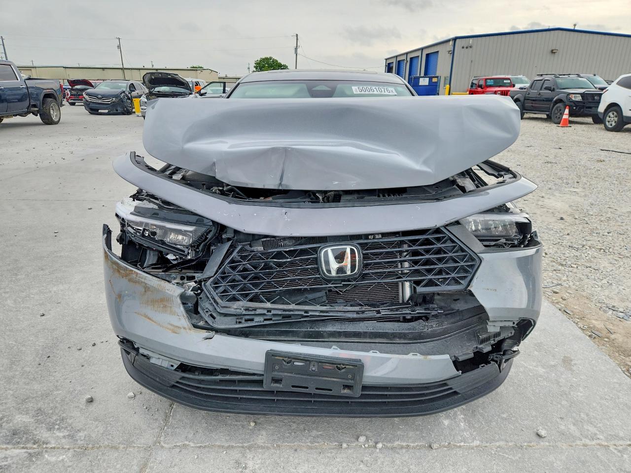 2025 HONDA ACCORD SE photo 9