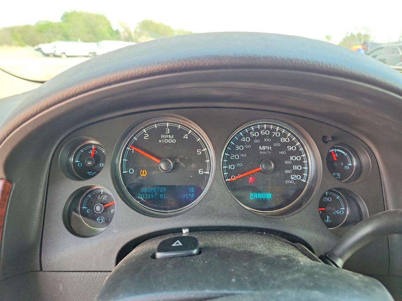 2013 CHEVROLET SUBURBAN K1500 LTZ photo 17