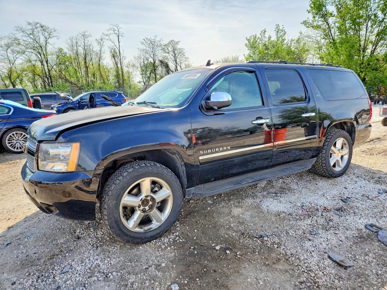2013 CHEVROLET SUBURBAN