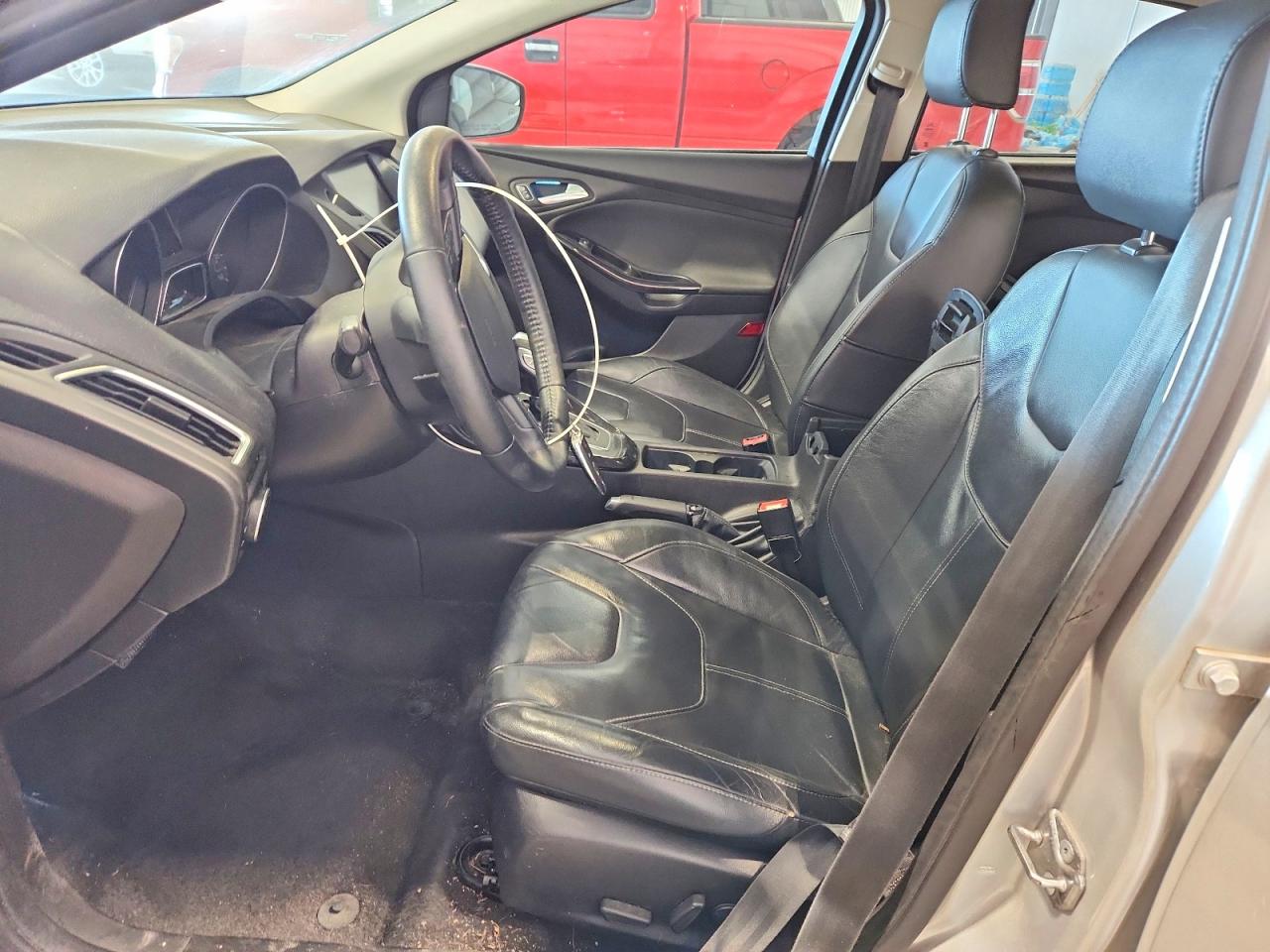 2015 FORD FOCUS TITANIUM photo 19