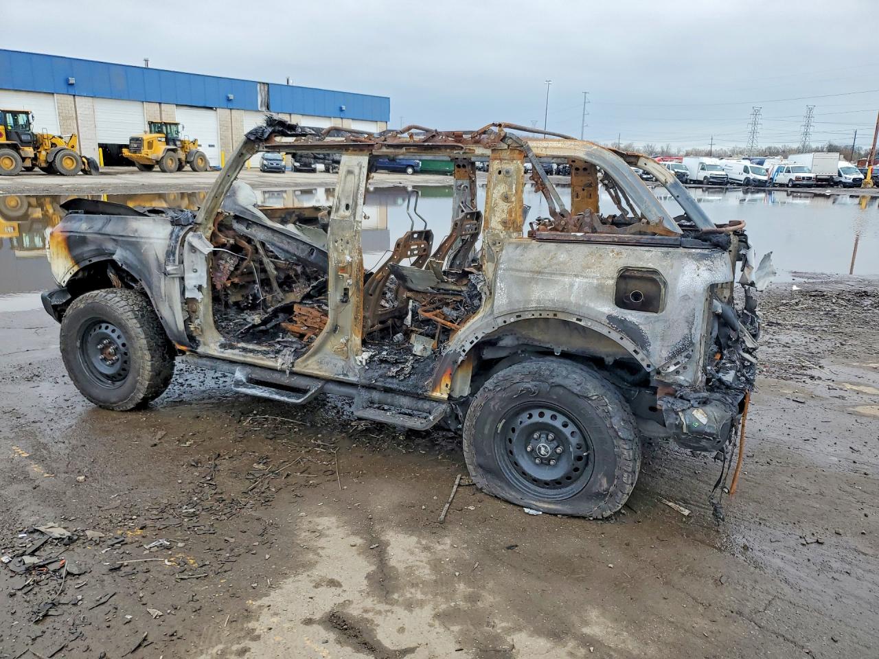 2023 FORD BRONCO BASE photo 3