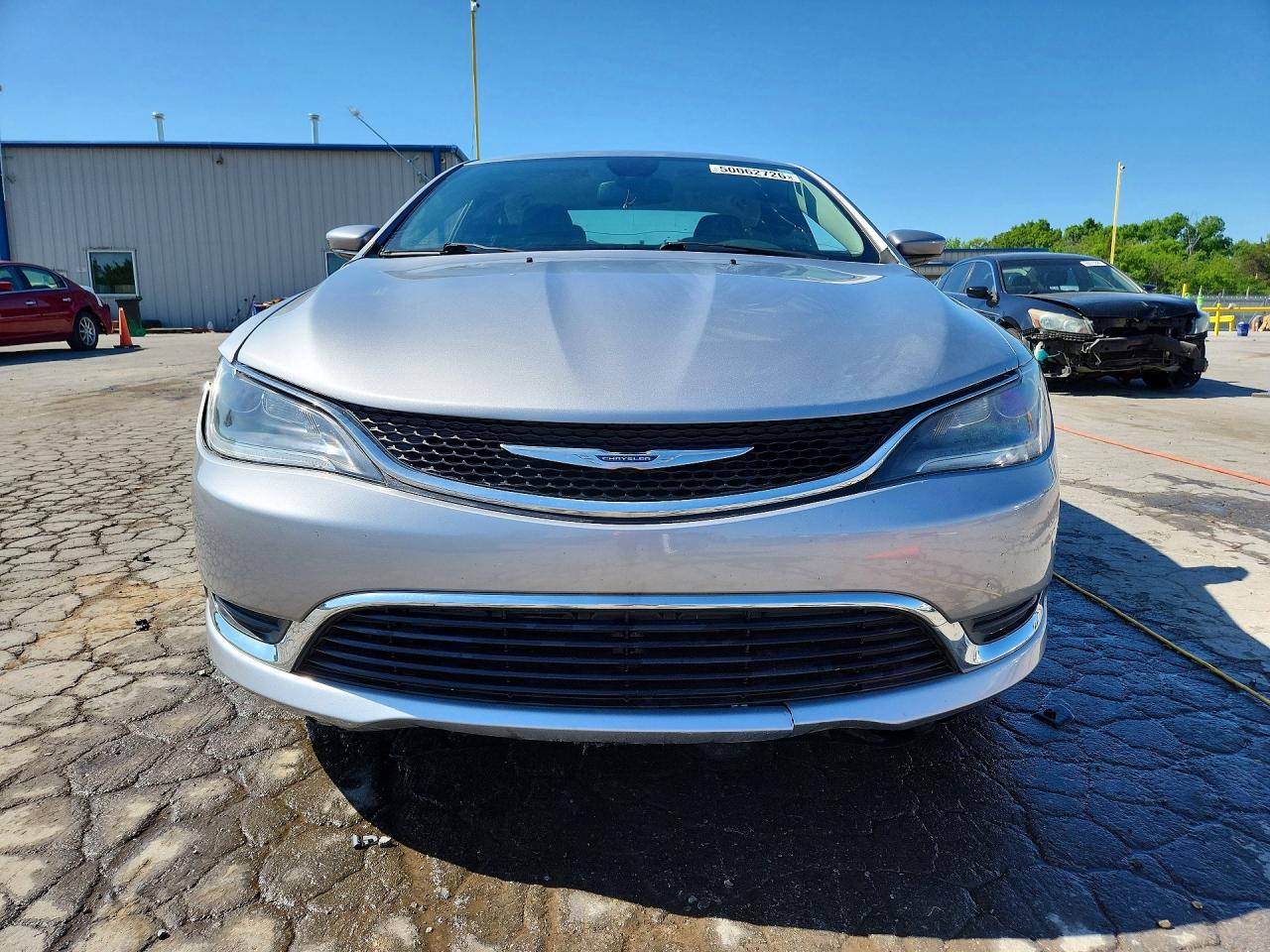 2015 CHRYSLER 200 LIMITED photo 4