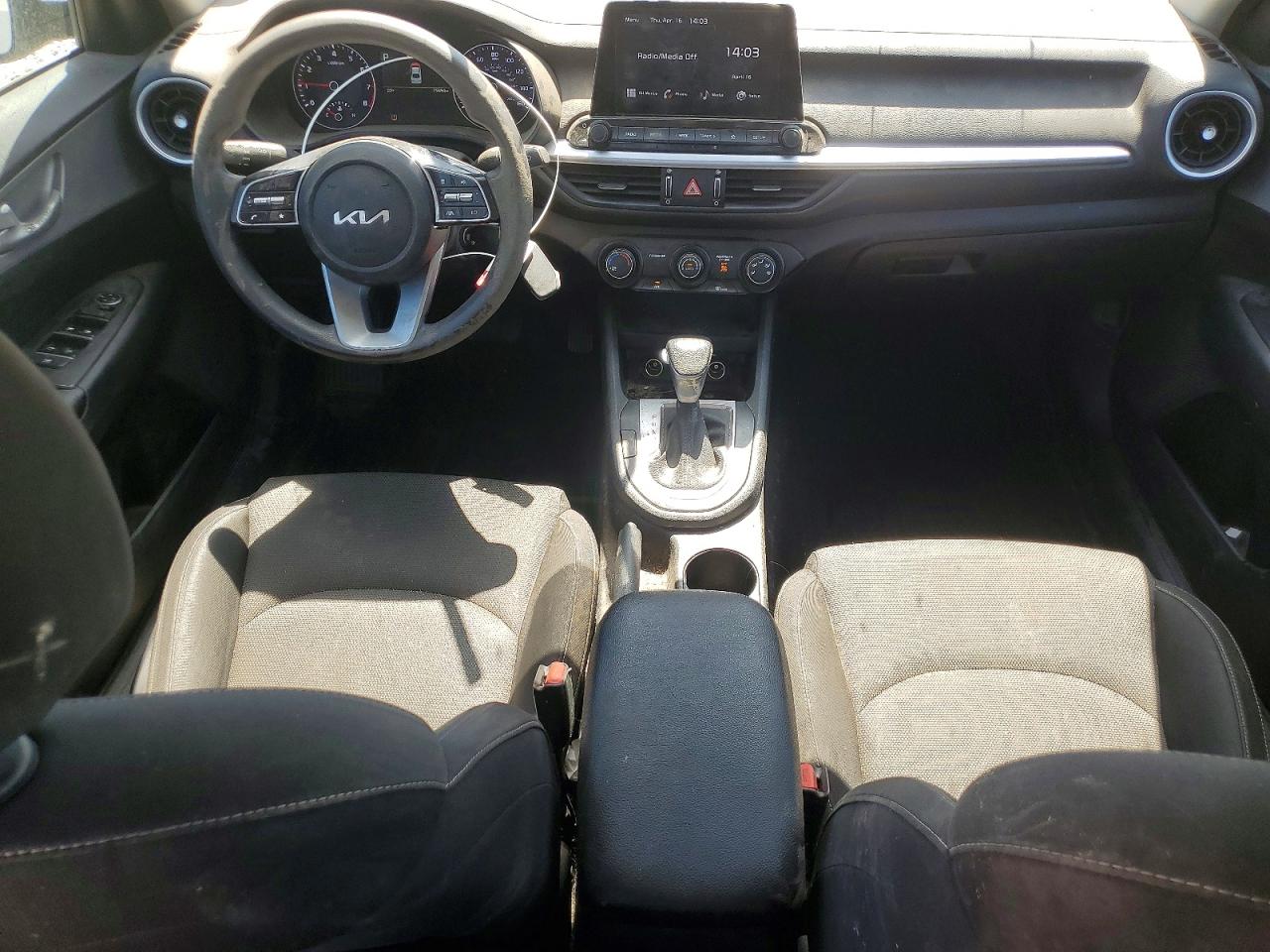 2023 KIA FORTE LXS photo 8