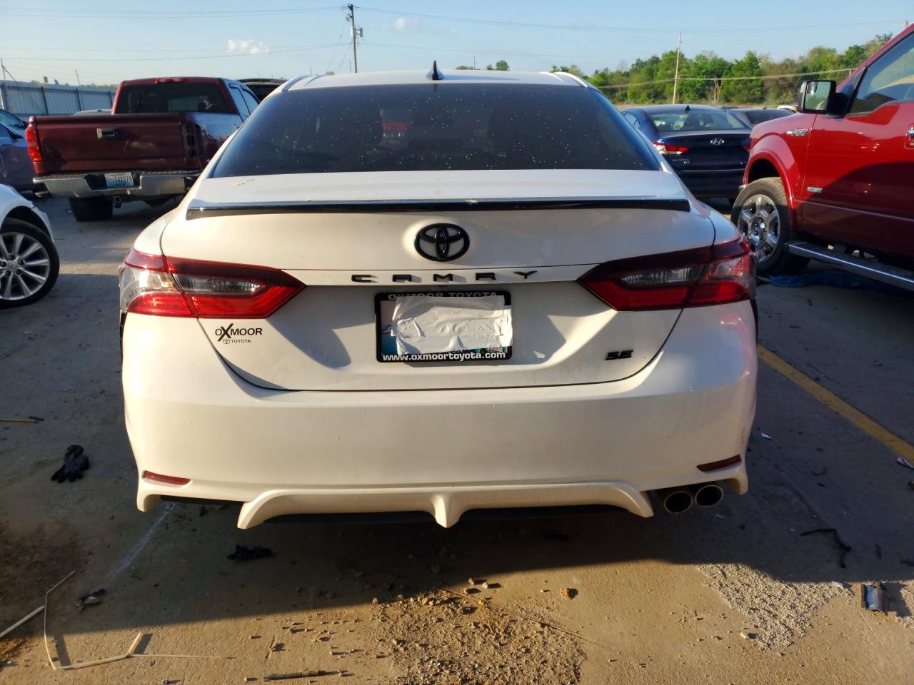 2021 TOYOTA CAMRY SE NIGHTSHADE photo 16