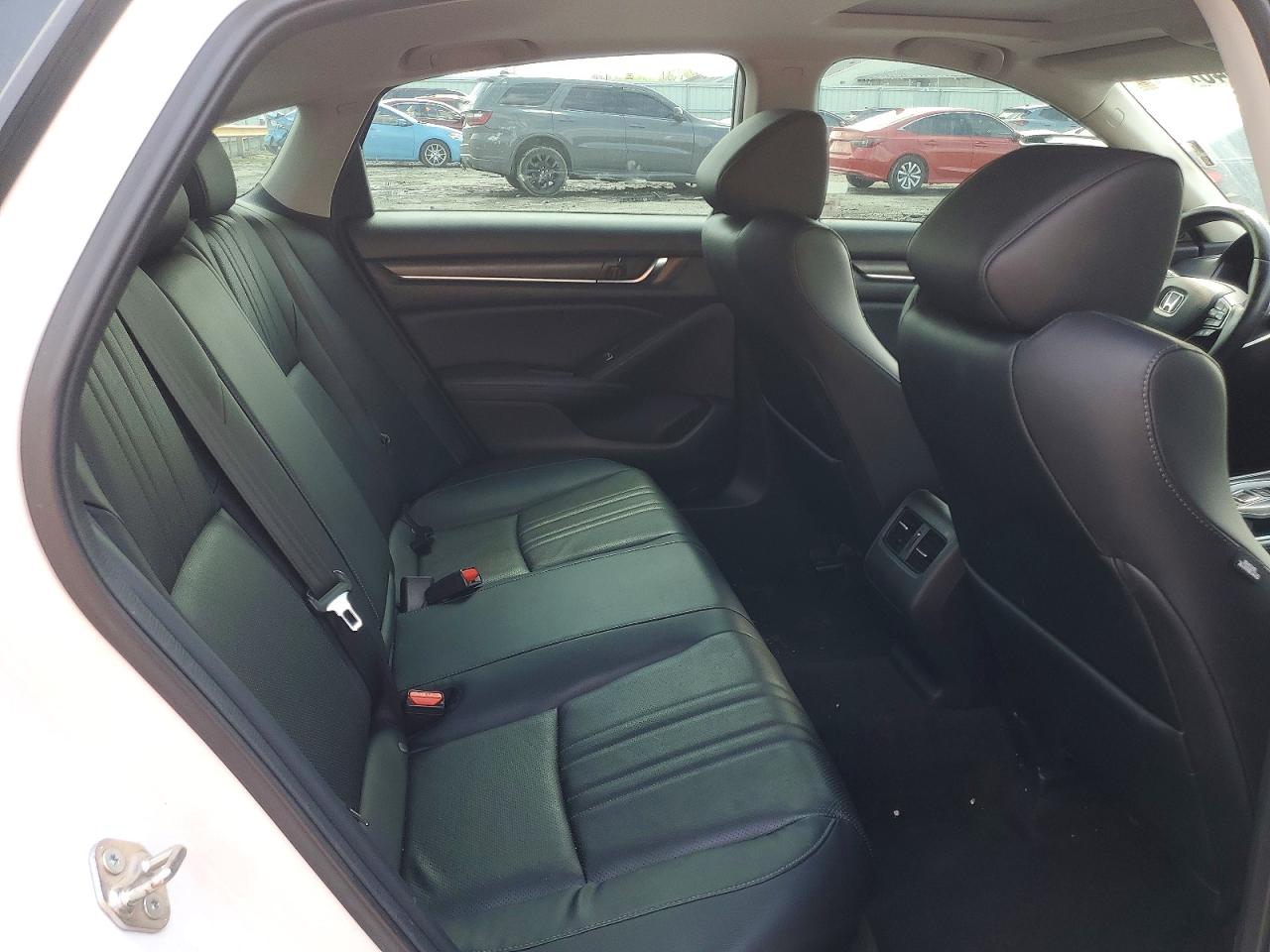2018 HONDA ACCORD EXL photo 19