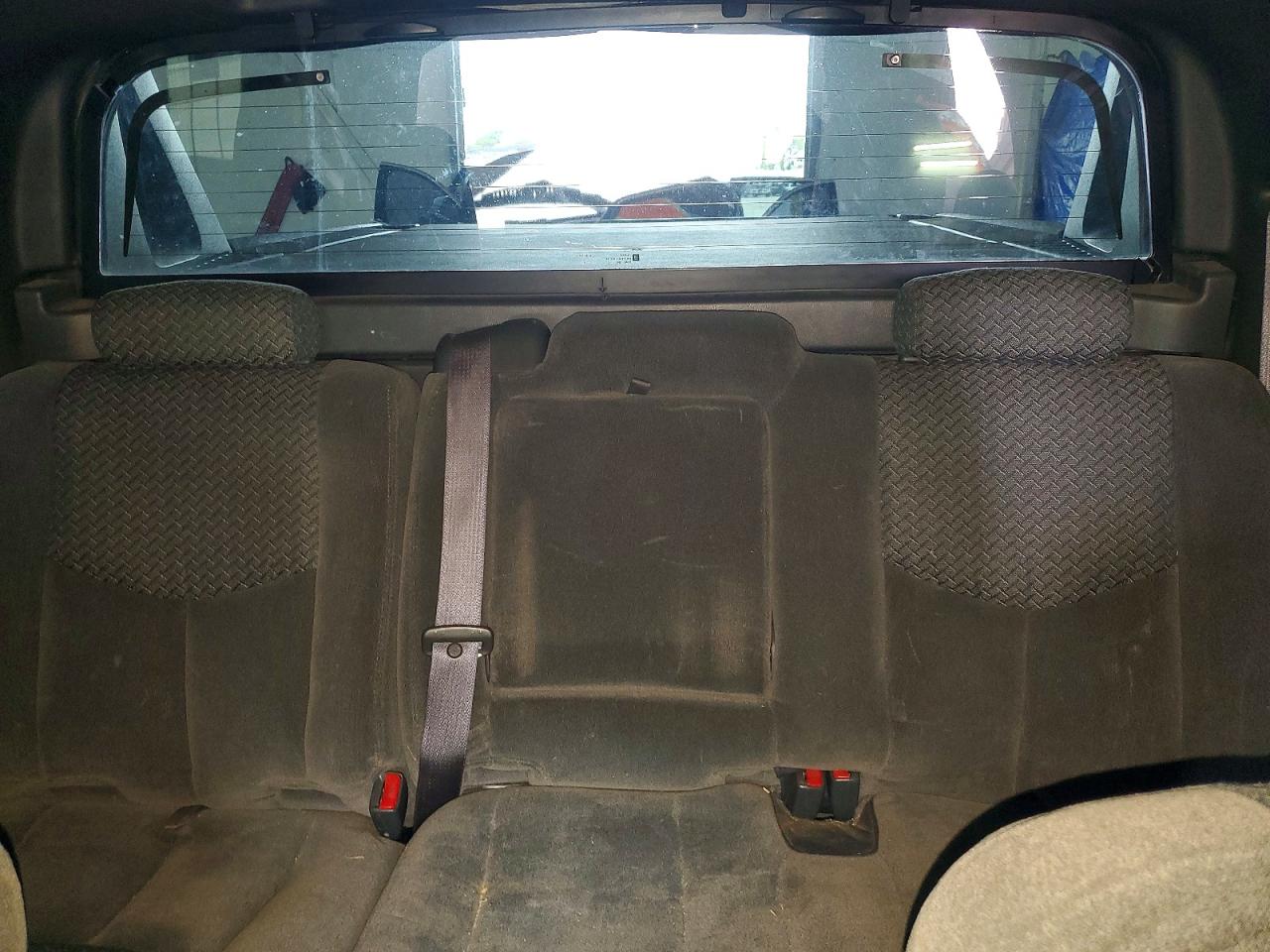 2004 CHEVROLET AVALANCHE K1500 photo 10