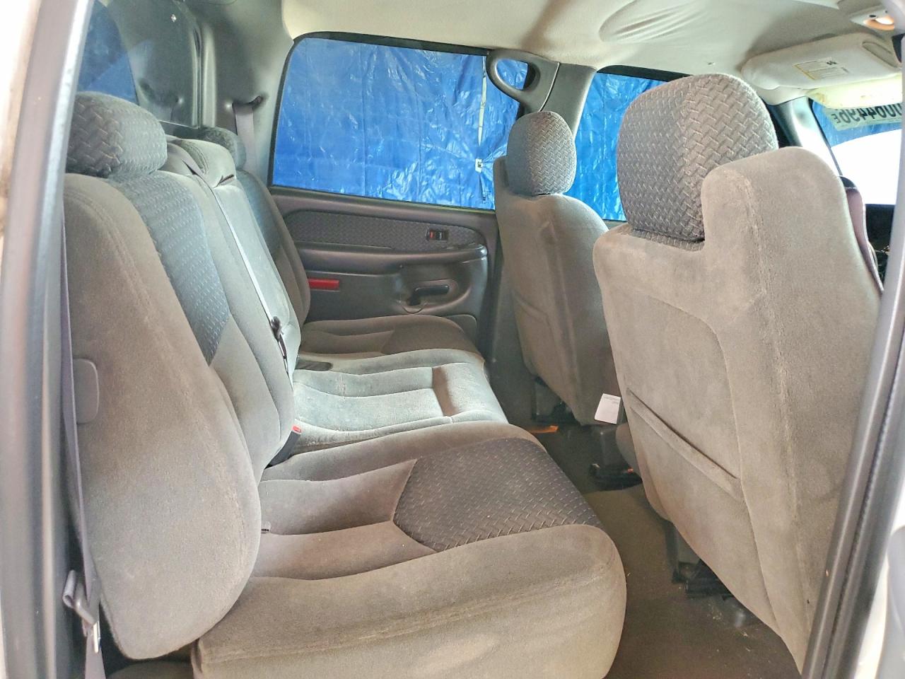 2004 CHEVROLET AVALANCHE K1500 photo 11