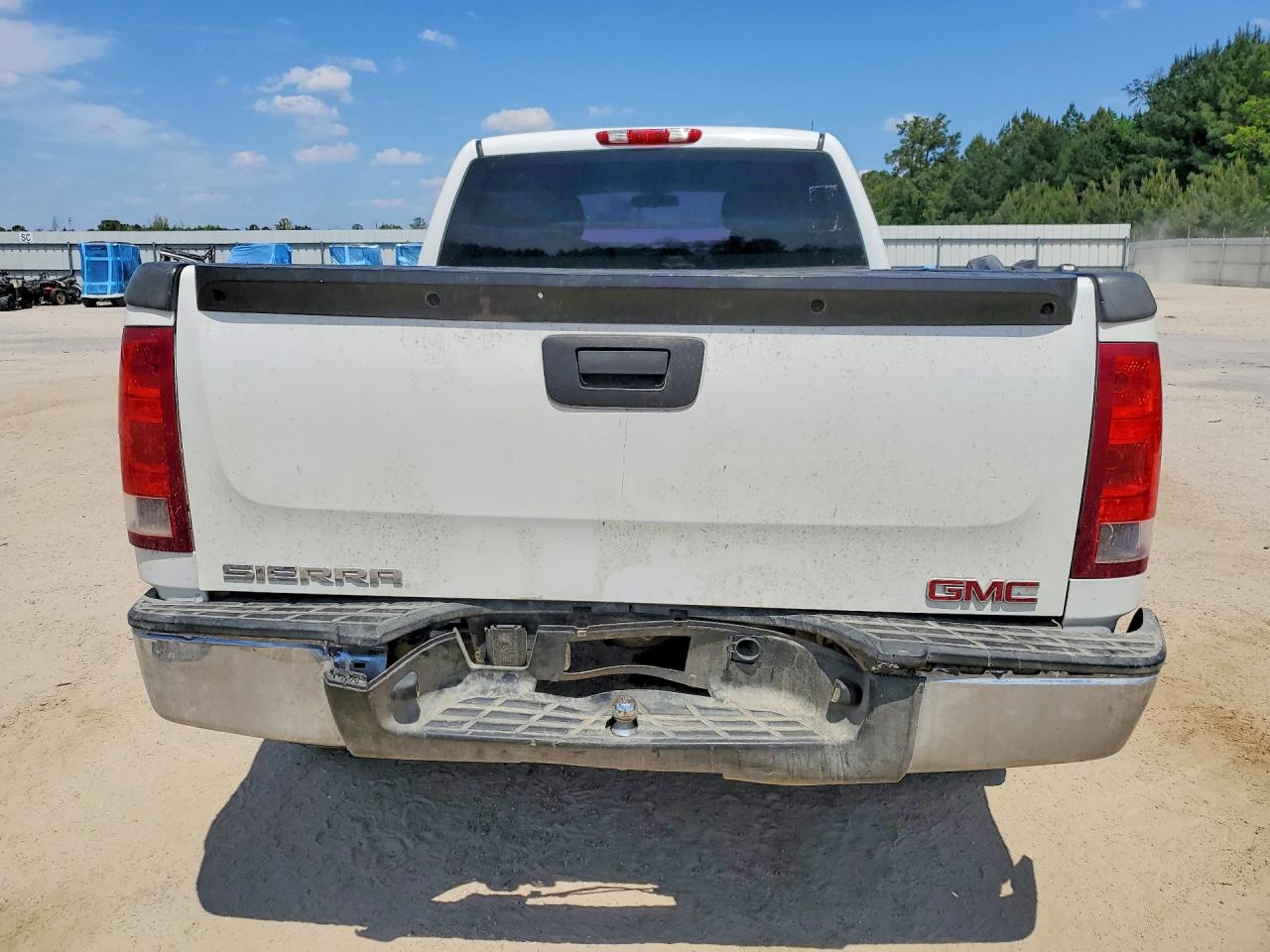 2012 GMC SIERRA K1500 photo 16