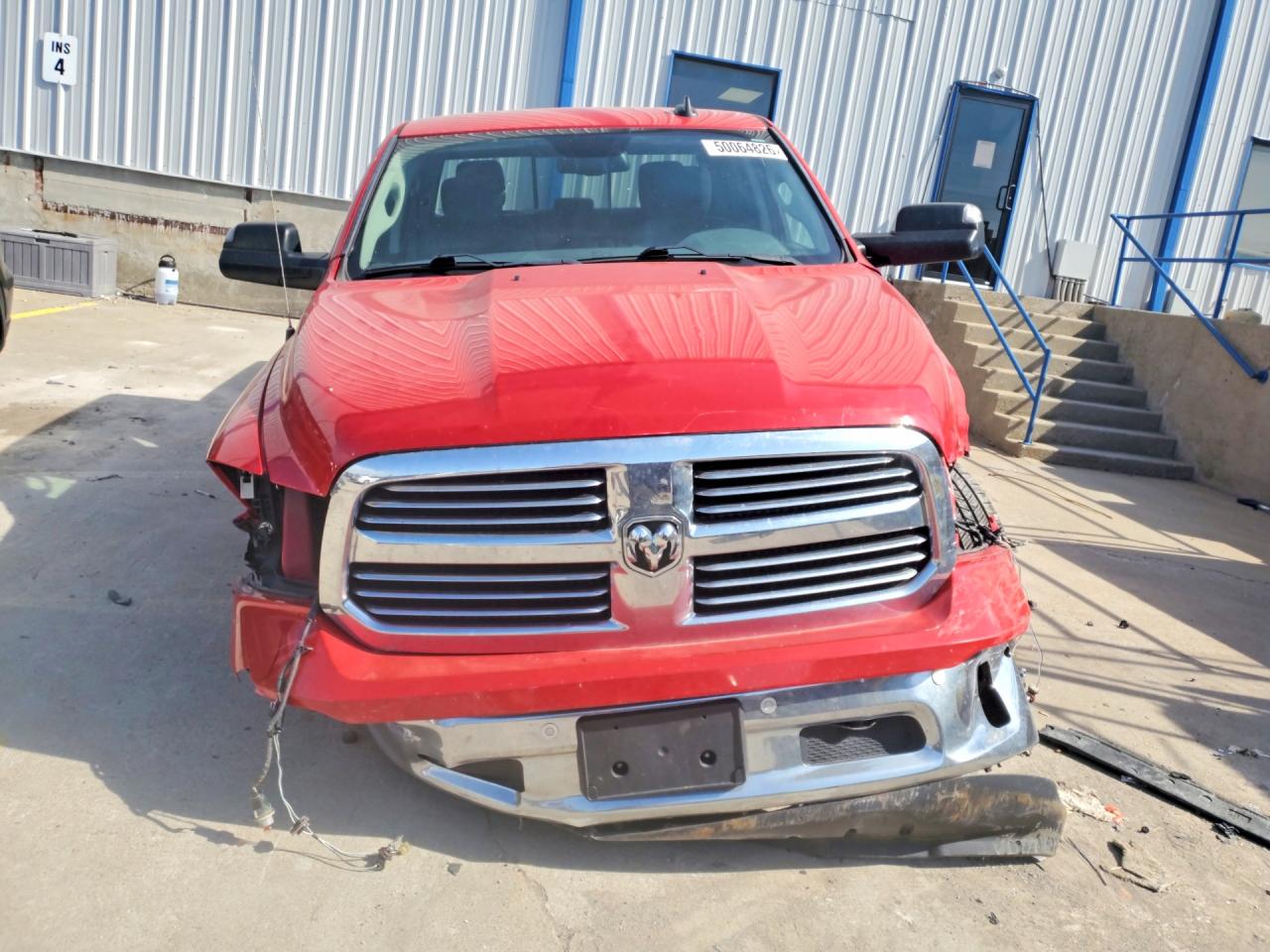 2016 RAM 1500 SLT photo 5