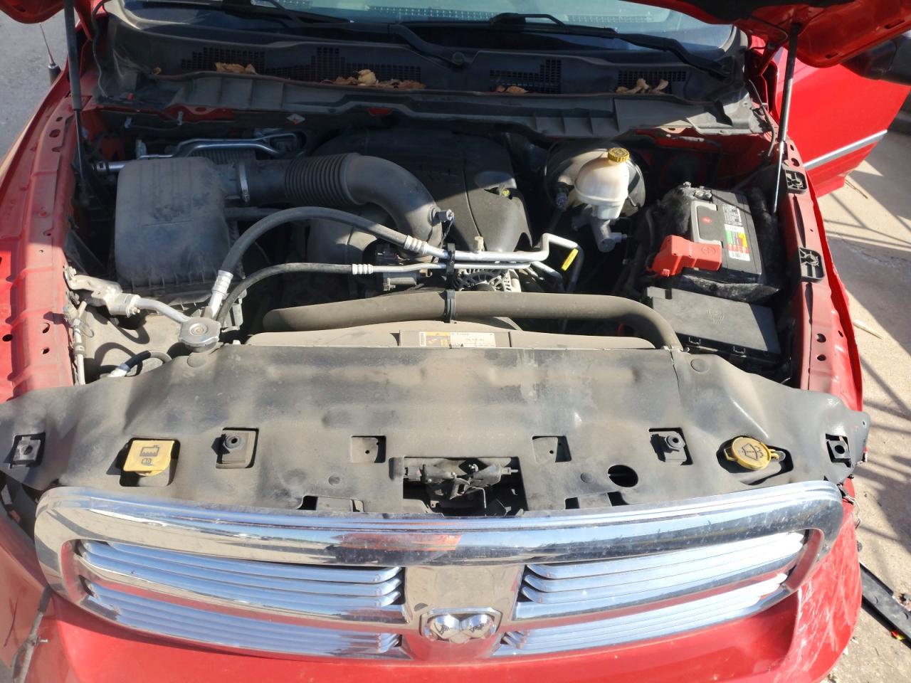 2016 RAM 1500 SLT photo 11