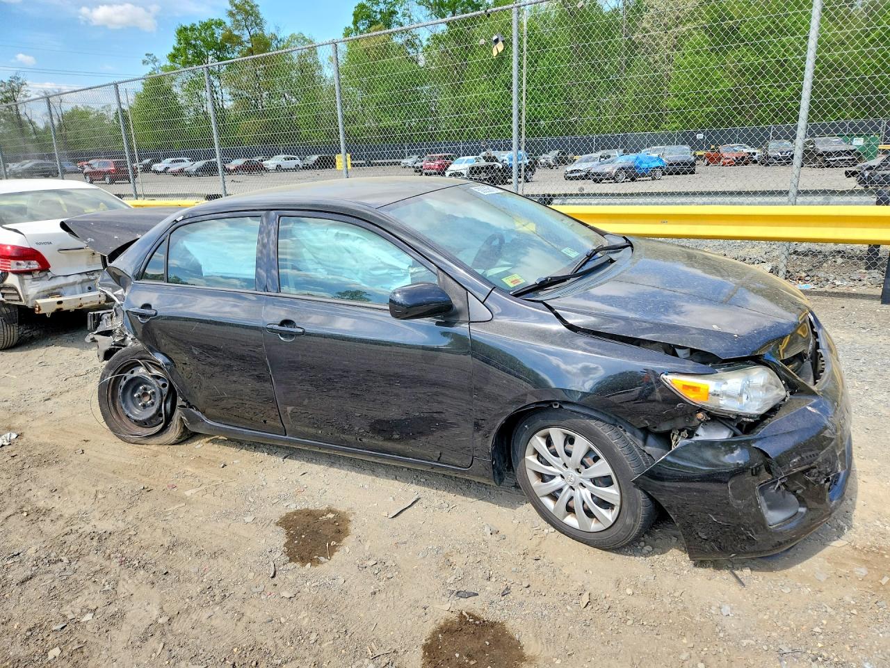 2012 TOYOTA COROLLA LE photo 7
