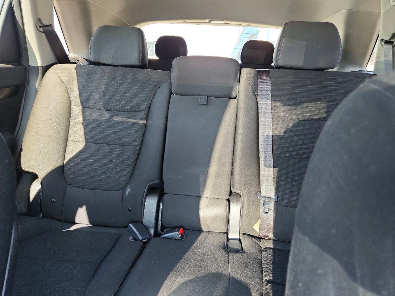 2015 KIA SORENTO LX photo 19