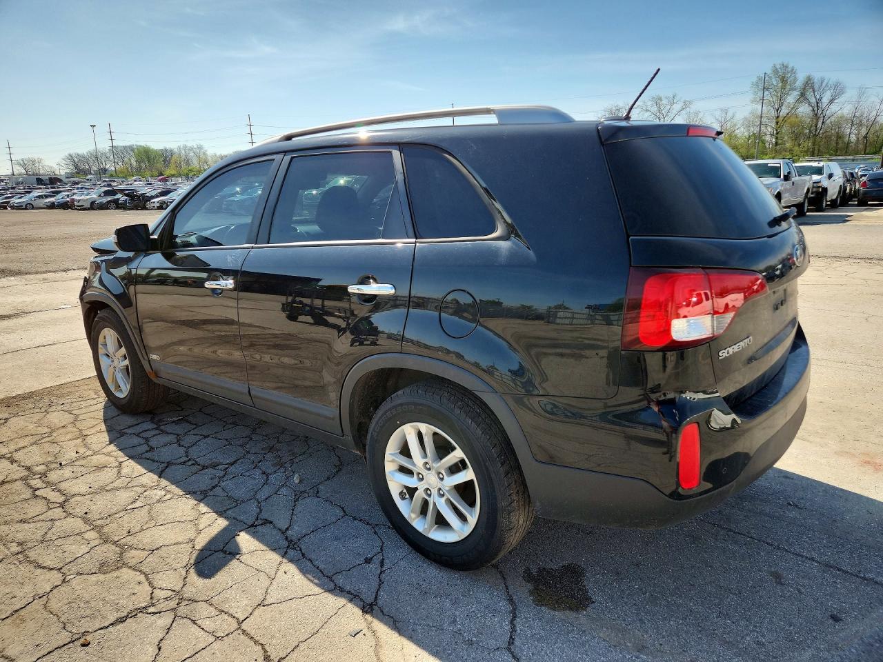 2015 KIA SORENTO LX photo 3