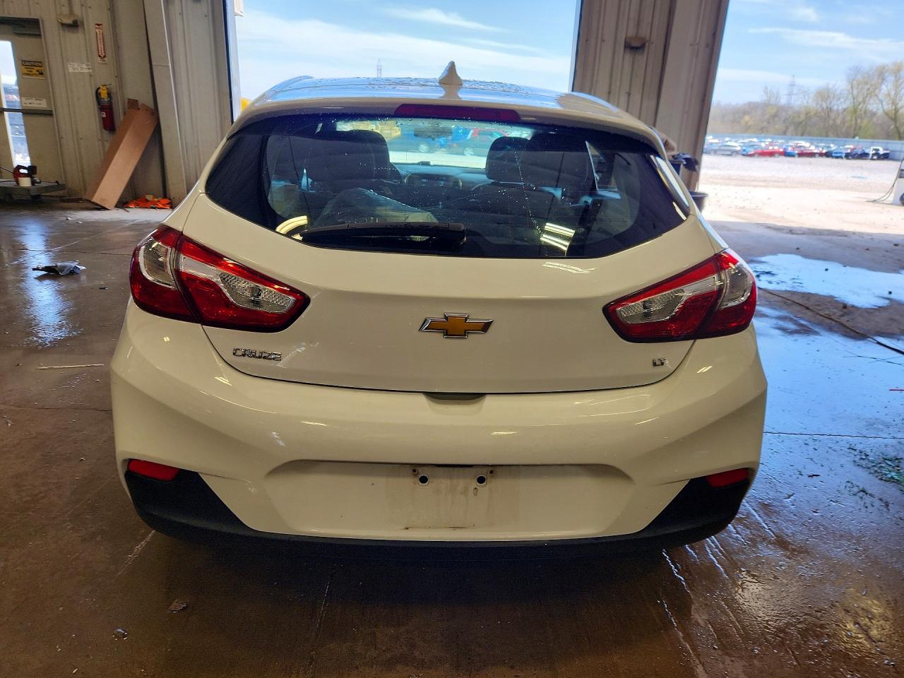 2017 CHEVROLET CRUZE LT photo 16