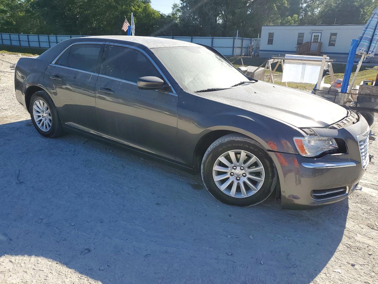 2014 CHRYSLER 300 photo 7