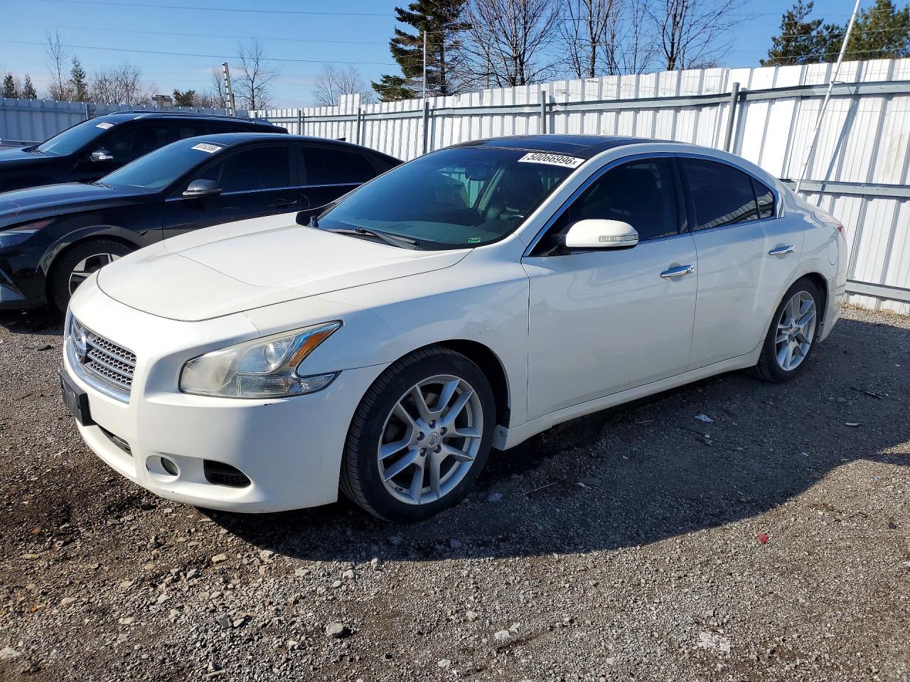2011 NISSAN MAXIMA