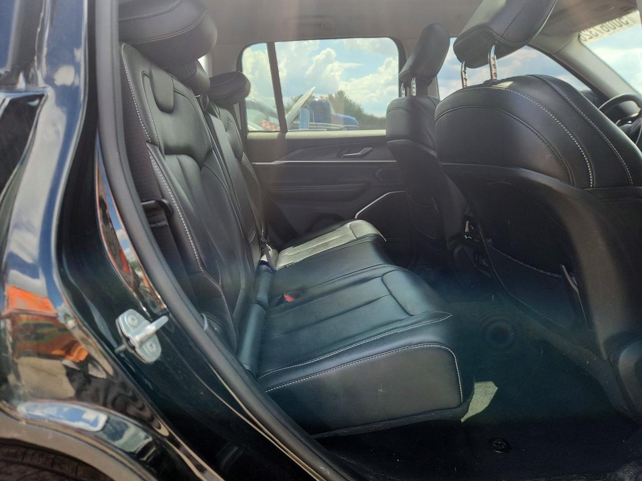 2023 JEEP GRAND CHEROKEE LIMITED 4XE photo 19