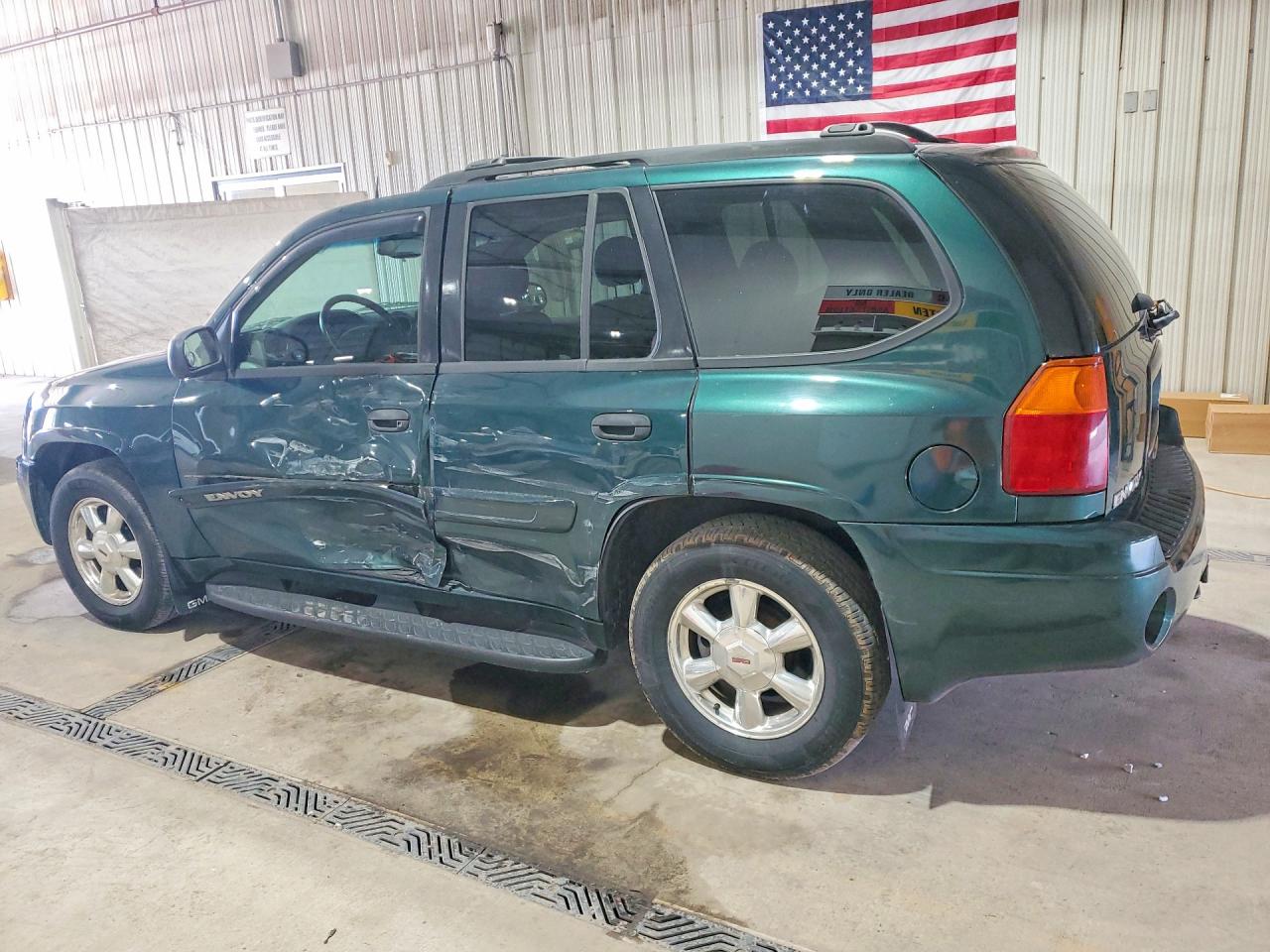 2005 GMC ENVOY photo 3