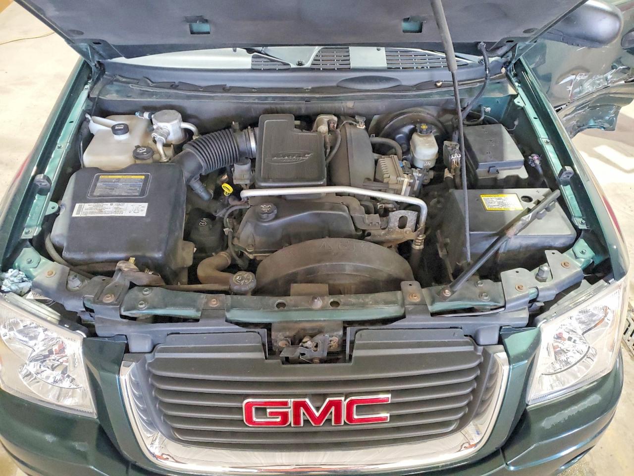 2005 GMC ENVOY photo 23