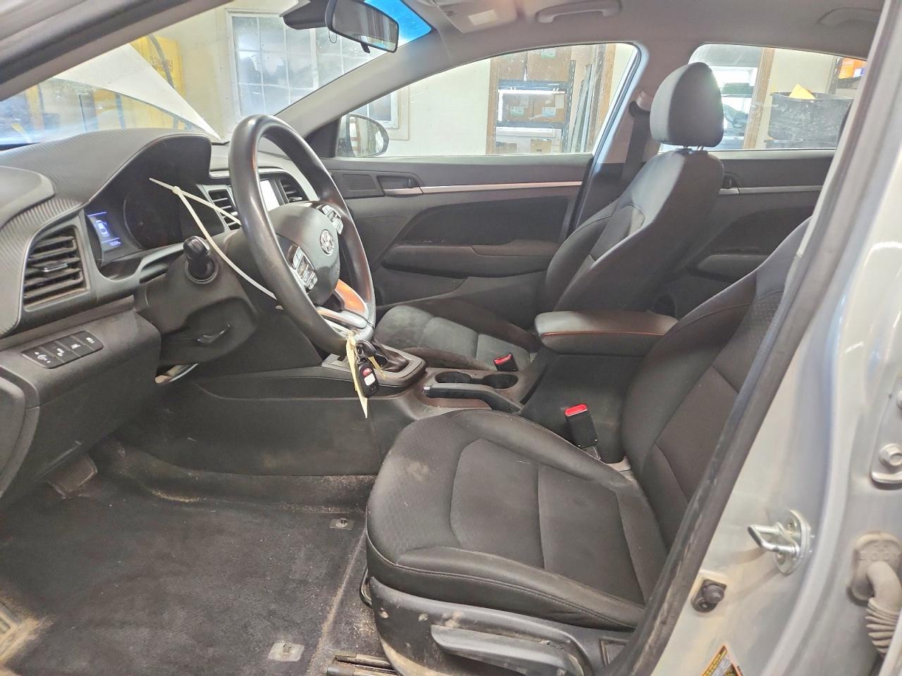 2020 HYUNDAI ELANTRA SEL photo 19