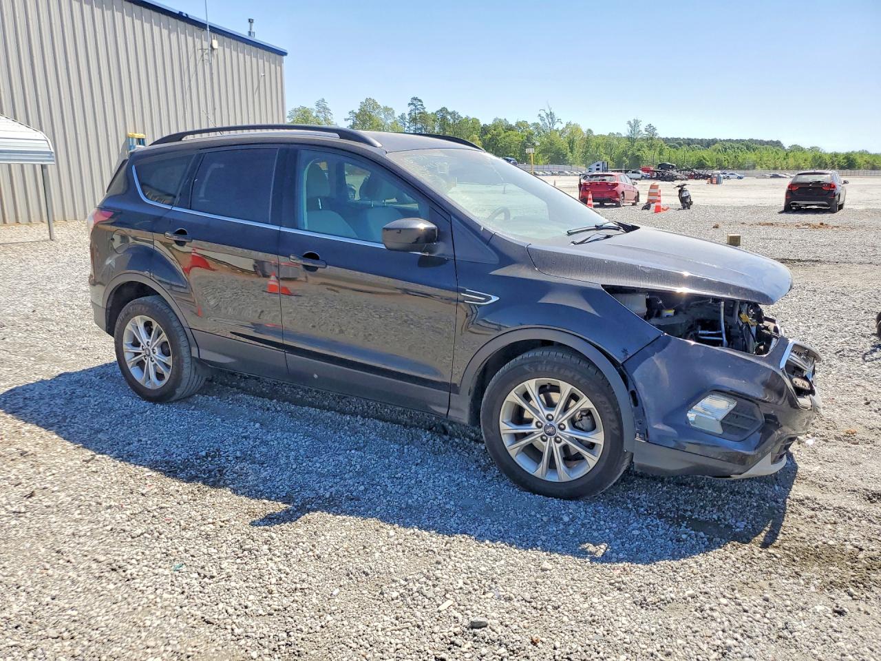 2017 FORD ESCAPE SE photo 10