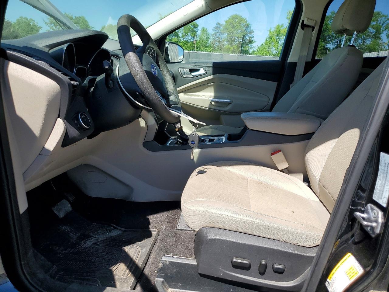 2017 FORD ESCAPE SE photo 19