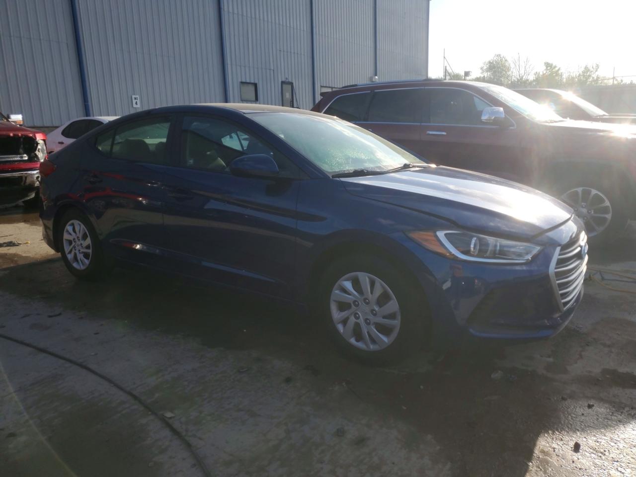 2018 HYUNDAI ELANTRA SE photo 4