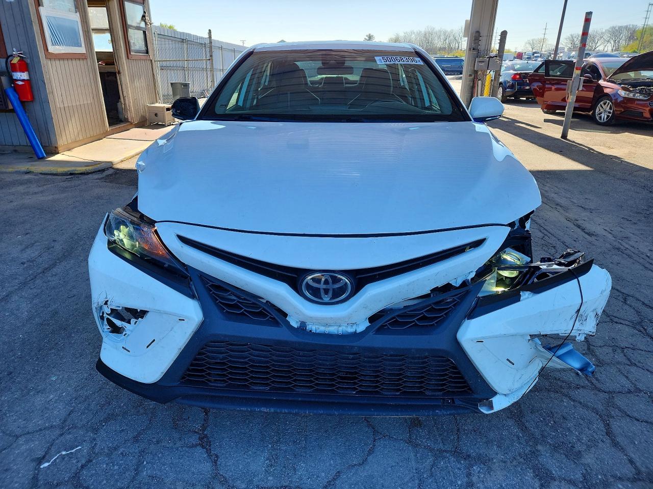 2023 TOYOTA CAMRY SE photo 5