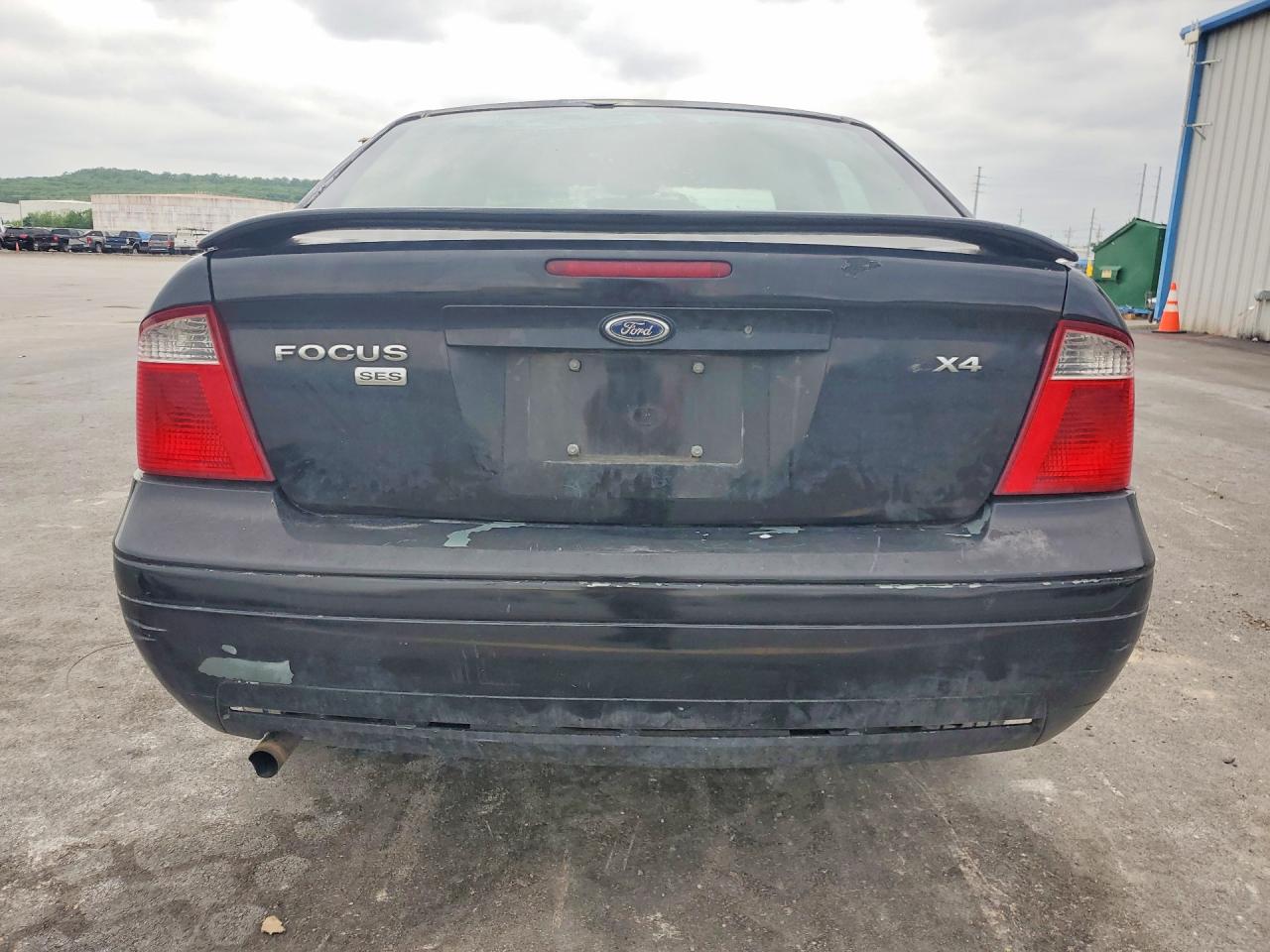 2006 FORD FOCUS ZX4 photo 11
