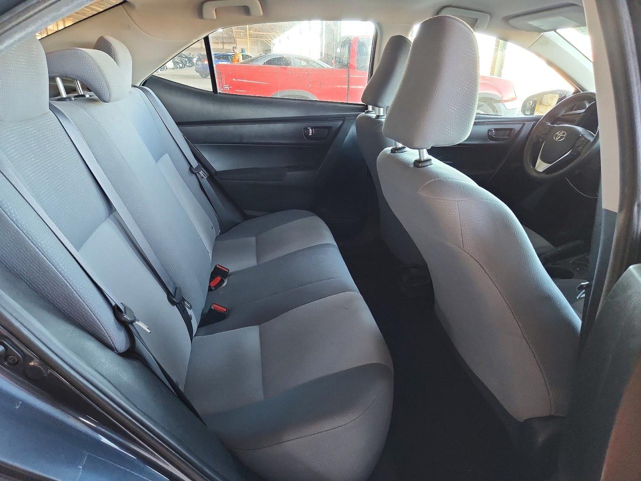 2017 TOYOTA COROLLA L photo 28