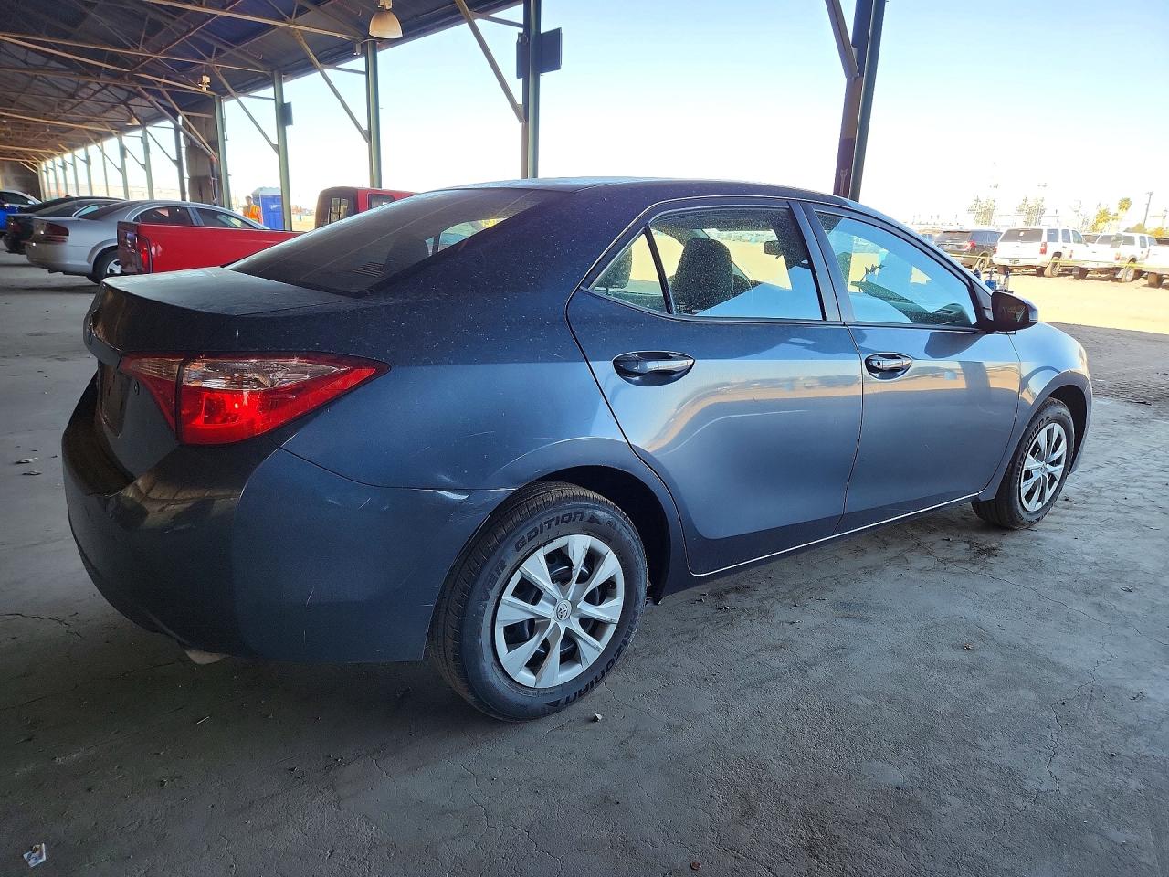 2017 TOYOTA COROLLA L photo 7