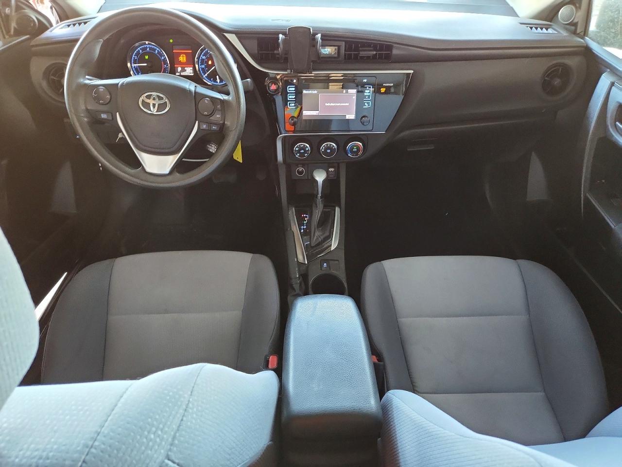 2017 TOYOTA COROLLA L photo 22