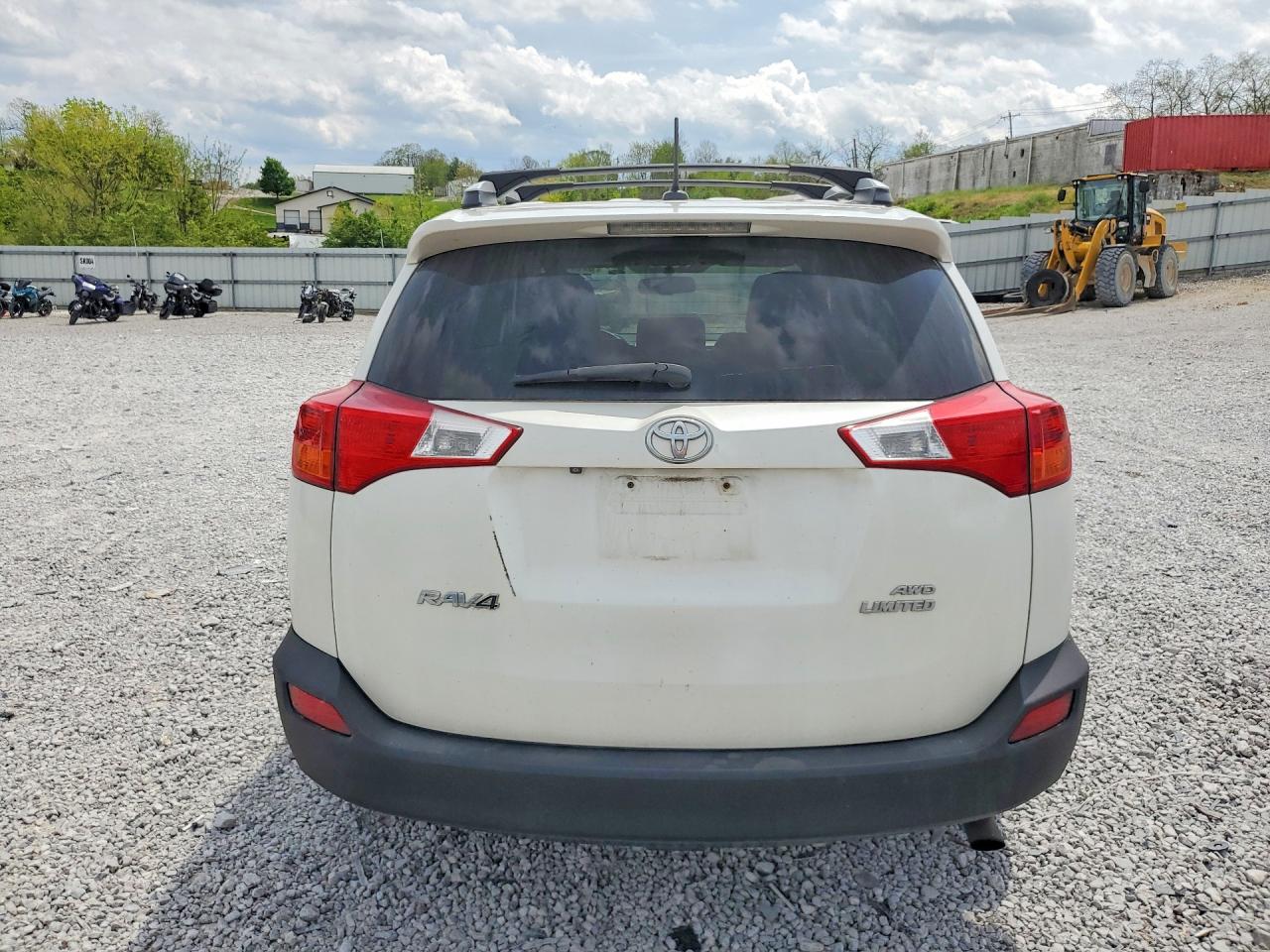 2013 TOYOTA RAV4 LIMITED photo 11