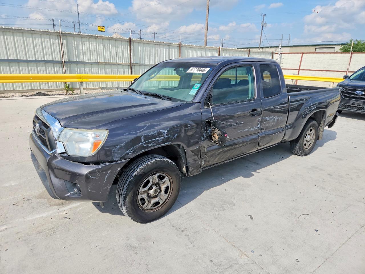 2013 TOYOTA TACOMA