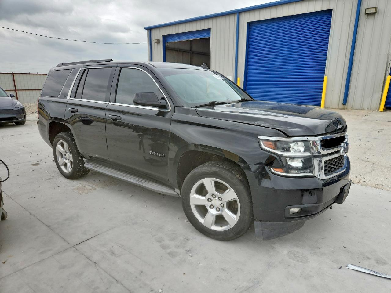 2015 CHEVROLET TAHOE C1500 LT photo 4
