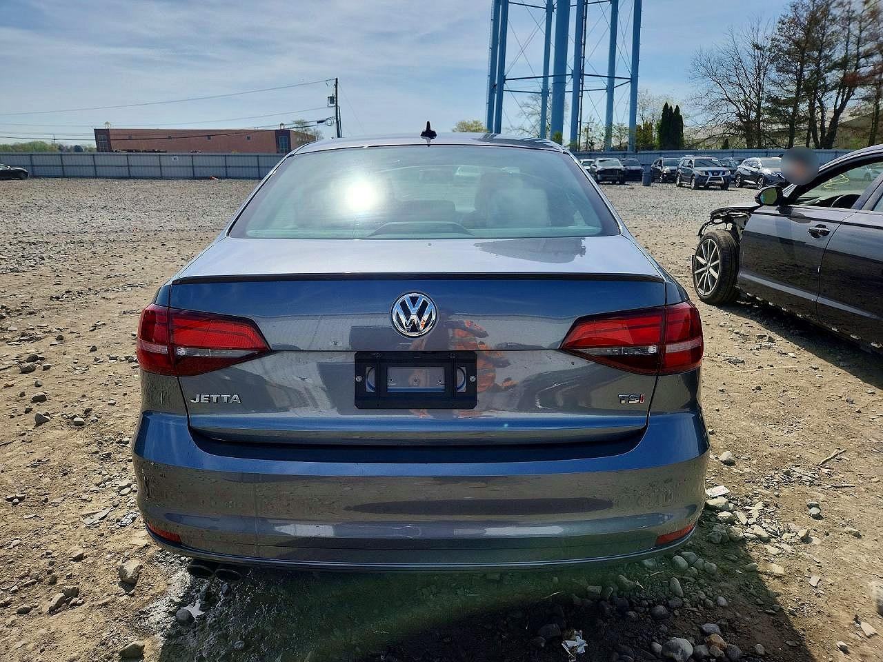 2016 VOLKSWAGEN JETTA SPORT photo 11