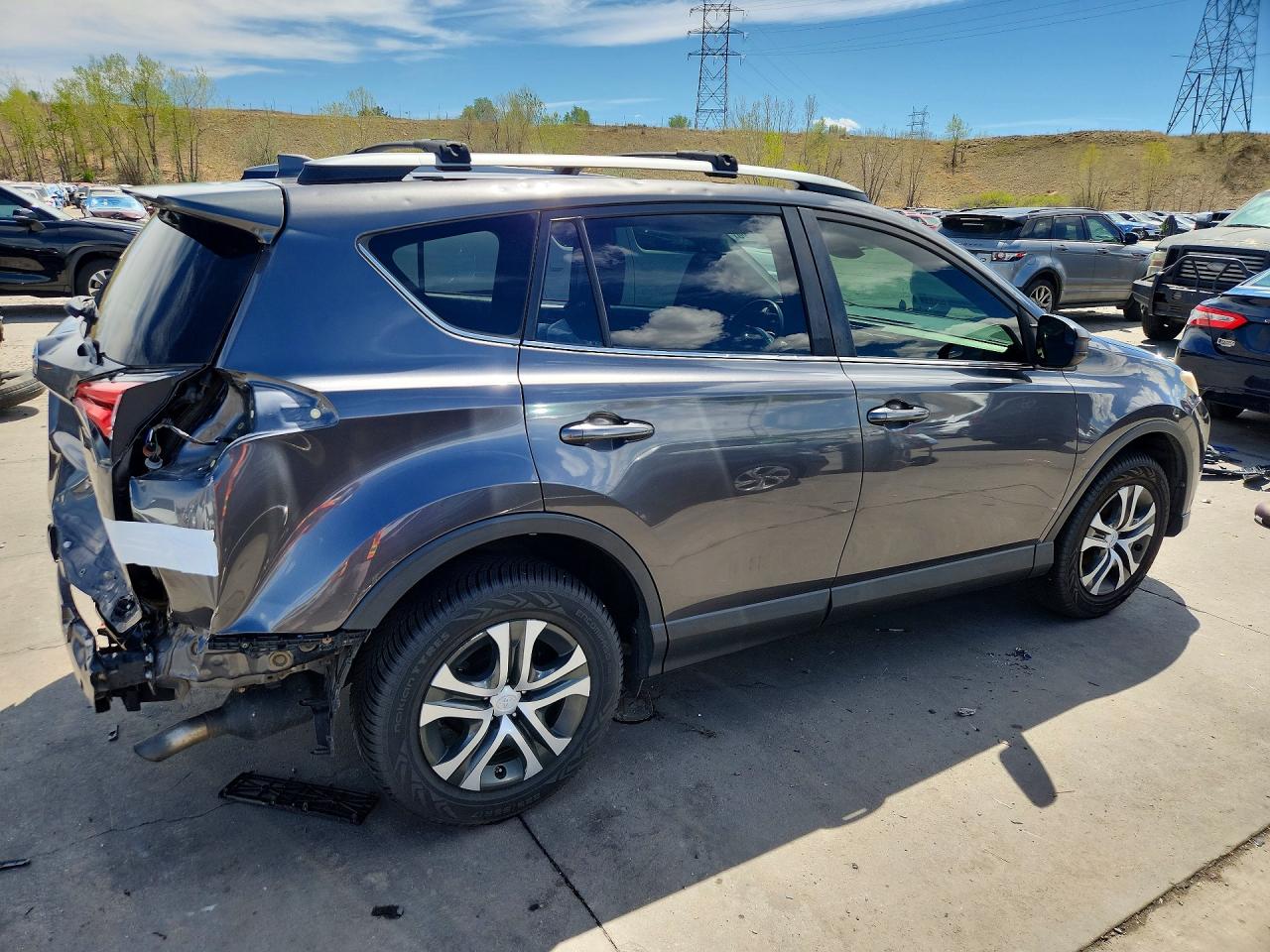 2017 TOYOTA RAV4 LE photo 5